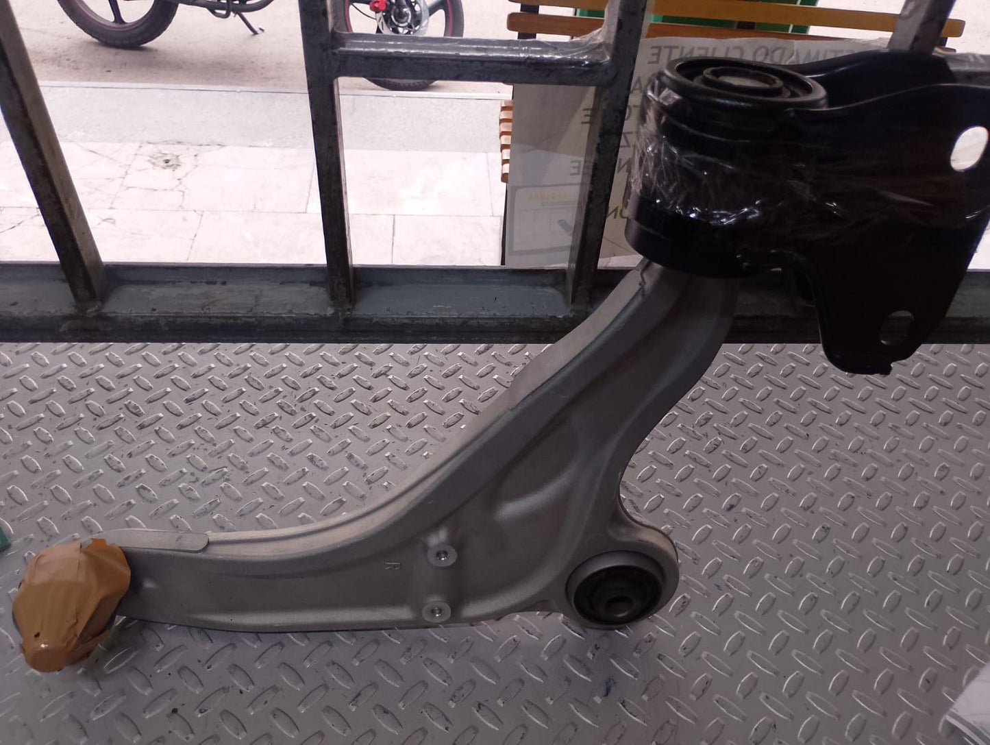 Horquilla derecha Ford edge 2015-2023 Baw